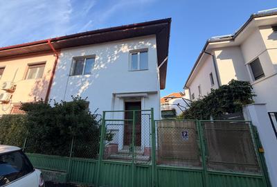 Casă individuală cu 4 camere în Cotroceni