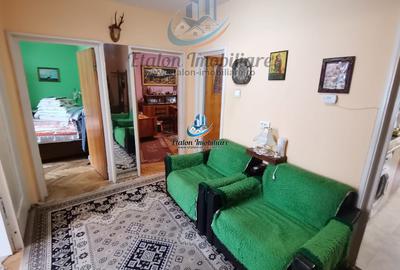 Apartament cu 3 camere decomandat în Dărmănești
