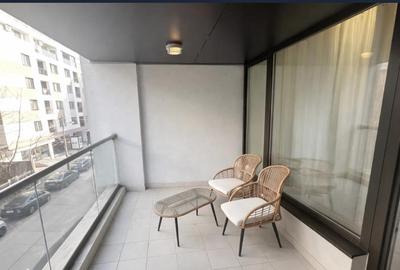 Apartament cu 2 camere semidecomandat în Aviației