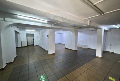 Spațiu comercial de închiriat- lângă spitalul Municipal Curtea de Argeș - 3