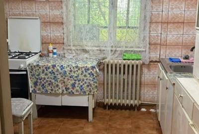 Vanzare apartament 3 camere, decomandat, confort 1 in Ploiesti, Vest - 9