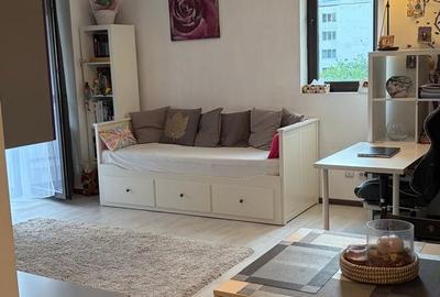 Apartament cu 2 camere decomandat, mobilat în Vatra Luminoasă