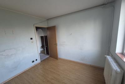 Apartament 3 camere langa Metrou 1 Decembrie. Negociabil - 8
