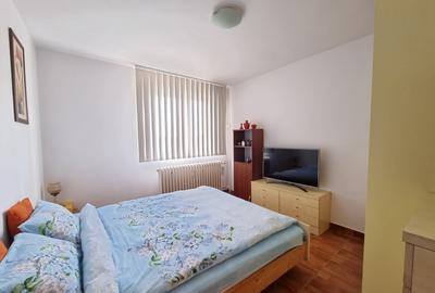 Apartament cu 2 camere decomandat, mobilat în Tineretului