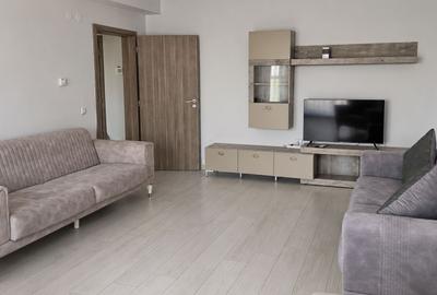 Apartament cu 3 camere - str. Domneasca, ultracentral, bloc nou - 700 euro - 2