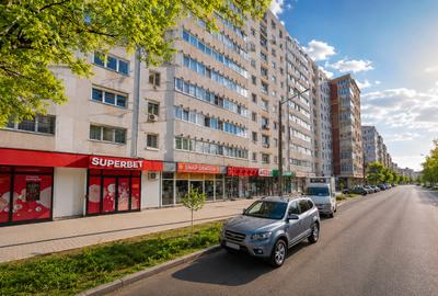 Spațiu comercial, de 76.00 mp, în Dacia