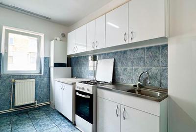 SE VINDE Apartament cu 3 camere semidecomandat, Etaj 3, Mun. Falticeni, jud. SV - 6