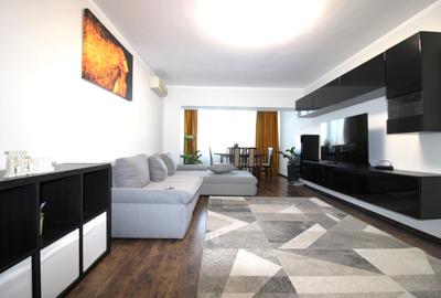 Apartament cu 3 camere decomandat, mobilat în Faleză