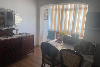 Apartament 2 camere in Focsani, cartier Sud , decomandat ,imbunatatit , mobilat - 2