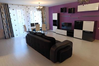 Apartament cu 2 camere semidecomandat, mobilat în Central