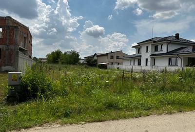 Teren Construcții intravilan de 1000 mp, în Moara Vlăsiei