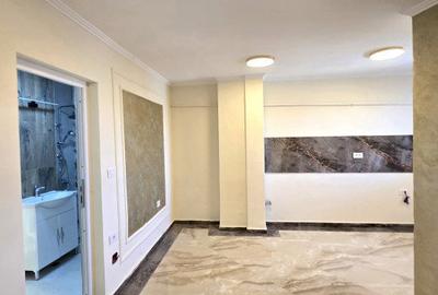 Garsonieră decomandată în Rogerius