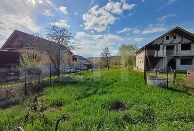 Teren Construcții intravilan de 1430 mp, în Debarcader