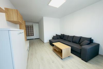 Apartament cu 2 camere decomandat în Tractorul