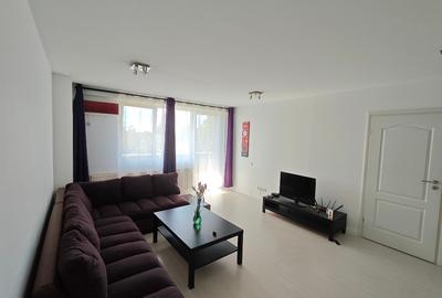 Apartament cu 2 camere decomandat, mobilat în Central