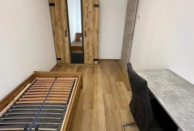 Apartament cu 3 camere decomandat în Semicentral