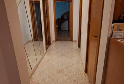 Apartament 2 camere Teiul Doamnei-et 5- decomandat-1985 - 4