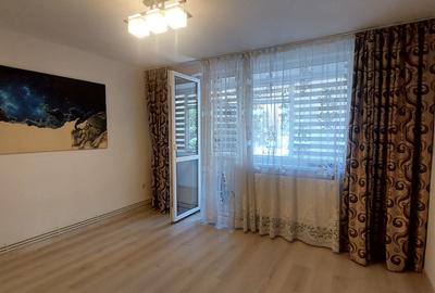 Apartament spatios Micro 18 etaj 1 - 3