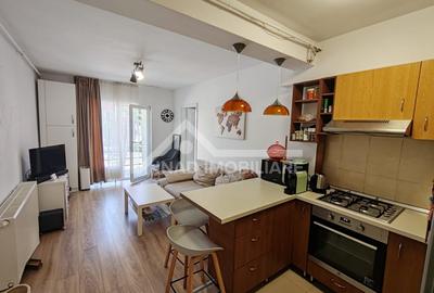 Apartament cu 2 camere semidecomandat, mobilat în Zorilor