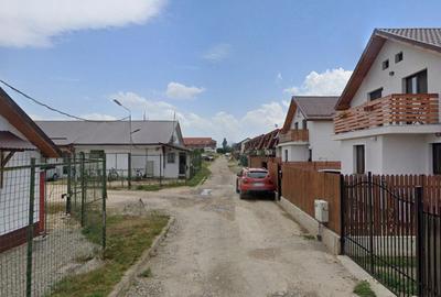 Teren intre case in zona centrala din Harman - 2