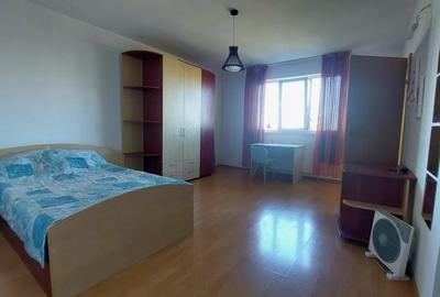 Garsonieră decomandată în Zorilor