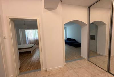 O.Goga, ap. 2 camere, et.2, 70mp, renovat, loc  parcare inclus, 700Euro/luna - 7