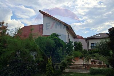 Casa de vanzare 4 camere, zona Otopeni, Odai - 1