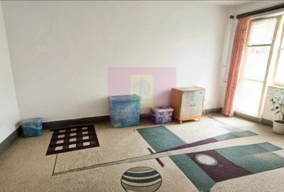 Apartament cu 2 camere decomandat în Colentina