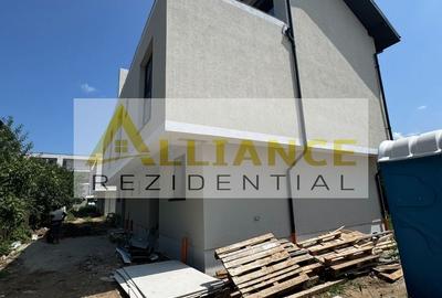 Duplex cu 4 camere în Central