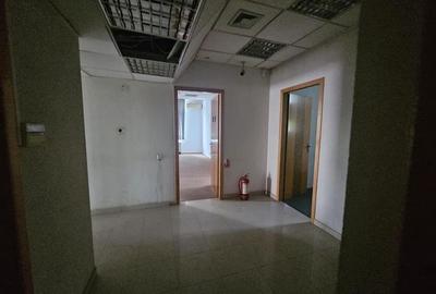 Inchiriere proprietate pretabila birouri/clinica medicala/sala - 8