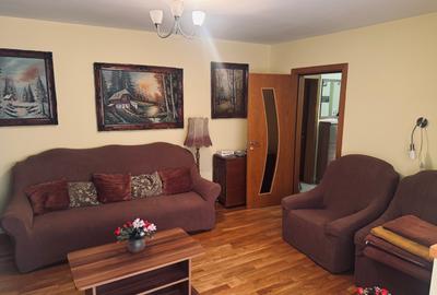 Vand 3 camere decomandat, stare impecabila Sagului! - 3