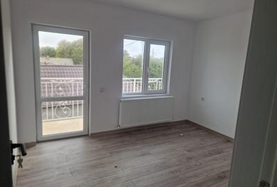Agenție imobiliară vindem parte din duplex în Năvodari - 6