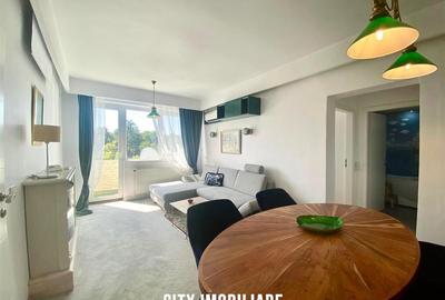 Apartament cu 3 camere decomandat, mobilat în Central