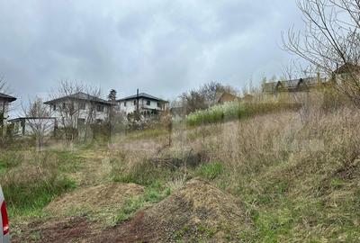 Teren Construcții intravilan de 1864 mp, în Bucium