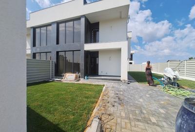 VILA DUPLEX, complex rezidential, utili 144mp, teren 150mp, loc. 1 Decembrie - 10