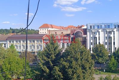 APARTAMENT CU 2 CAMERE DE ÎNCHIRIAT - 2