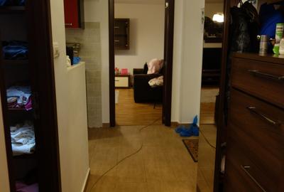 Vitan Mall-decomandat,et.3 - 7