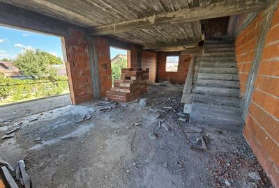 VILA (la roșu) P+1E+M, 265mpu, TEREN 871mp, CHIAJNA-Vlad Țepeș - 22