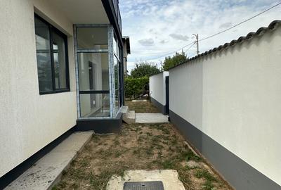 Casă individuală spațioasă | 6 camere, 244 mp utili, teren 421 mp | Dobroești - 4