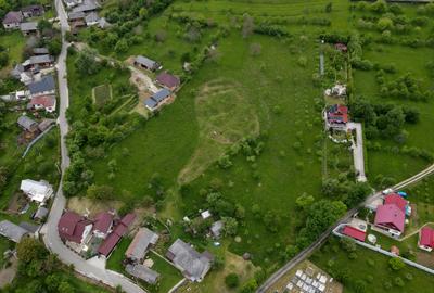 De vânzare – Teren intravilan + extravilan, 8.318 mp  Localitatea Rus, Maramures - 4