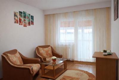 Apartament cu 4 camere decomandat, mobilat în Central