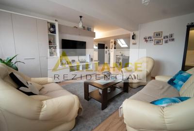 Apartament cu 3 camere decomandat, mobilat în Central