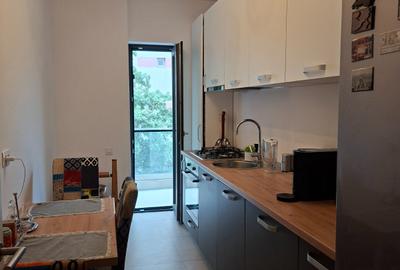Inchiriere 3 camere -parcare inclusa -ela cotroceni- - 3