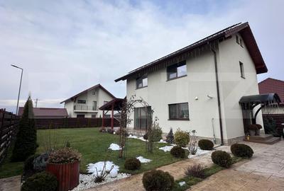 Casă individuală cu grădină generoasă | 4 camere, 112 mp utili, teren 500 mp - 2