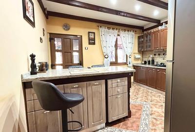 Vila de lux 310 mp construiti, cu piscina 40mp, Bucium Iasi, 1500mp teren, garaj foisor livada - 25