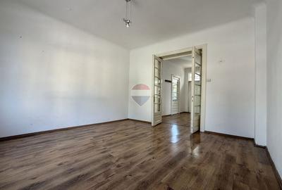 Parte de casă cu 3 camere, curte proprie și teren – Str. Ion Baiulescu - 8