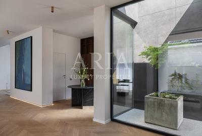 REZIDENȚĂ CONTEMPORANĂ CU DESIGN ICONIC | POZE REALE | - 7