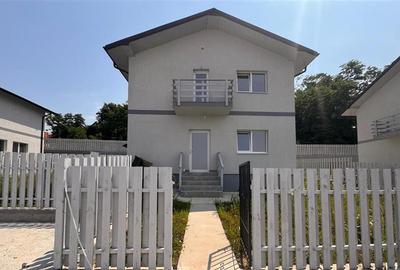 Casă individuală cu 4 camere în Valea Lupului