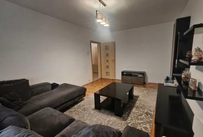 Apartament trei camere Dacia - 3