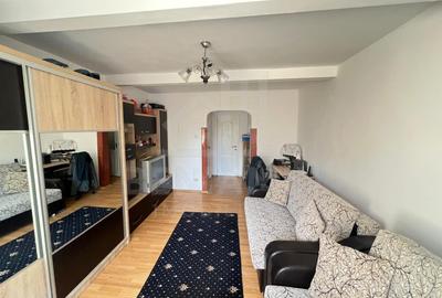 Apartament cu 2 camere decomandat, mobilat în Bartolomeu